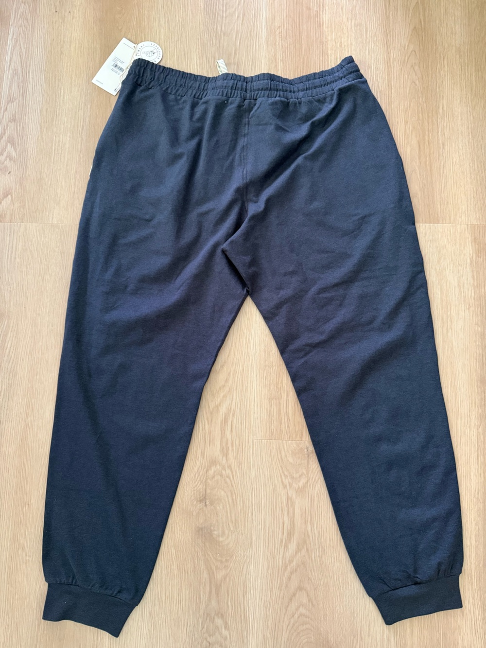 NWT Vuori Women’s Performance Jogger Pants L - Picture 2 of 4